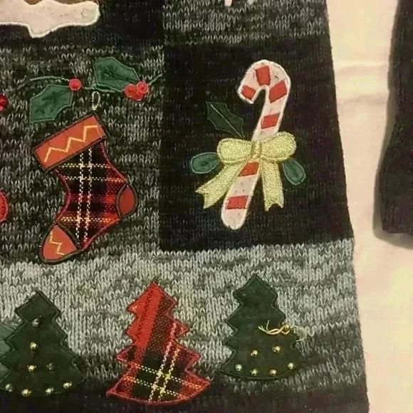 Vintage‎ Tiara International Christmas Sweater Size Large Stockings Cardinal - Picture 7 of 11
